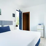 Aparthotel Venti Seaside Adult