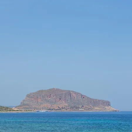 Venti Seaside Adult Aparthotel 4*